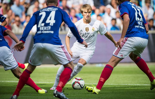 更是对未来 更是对未来