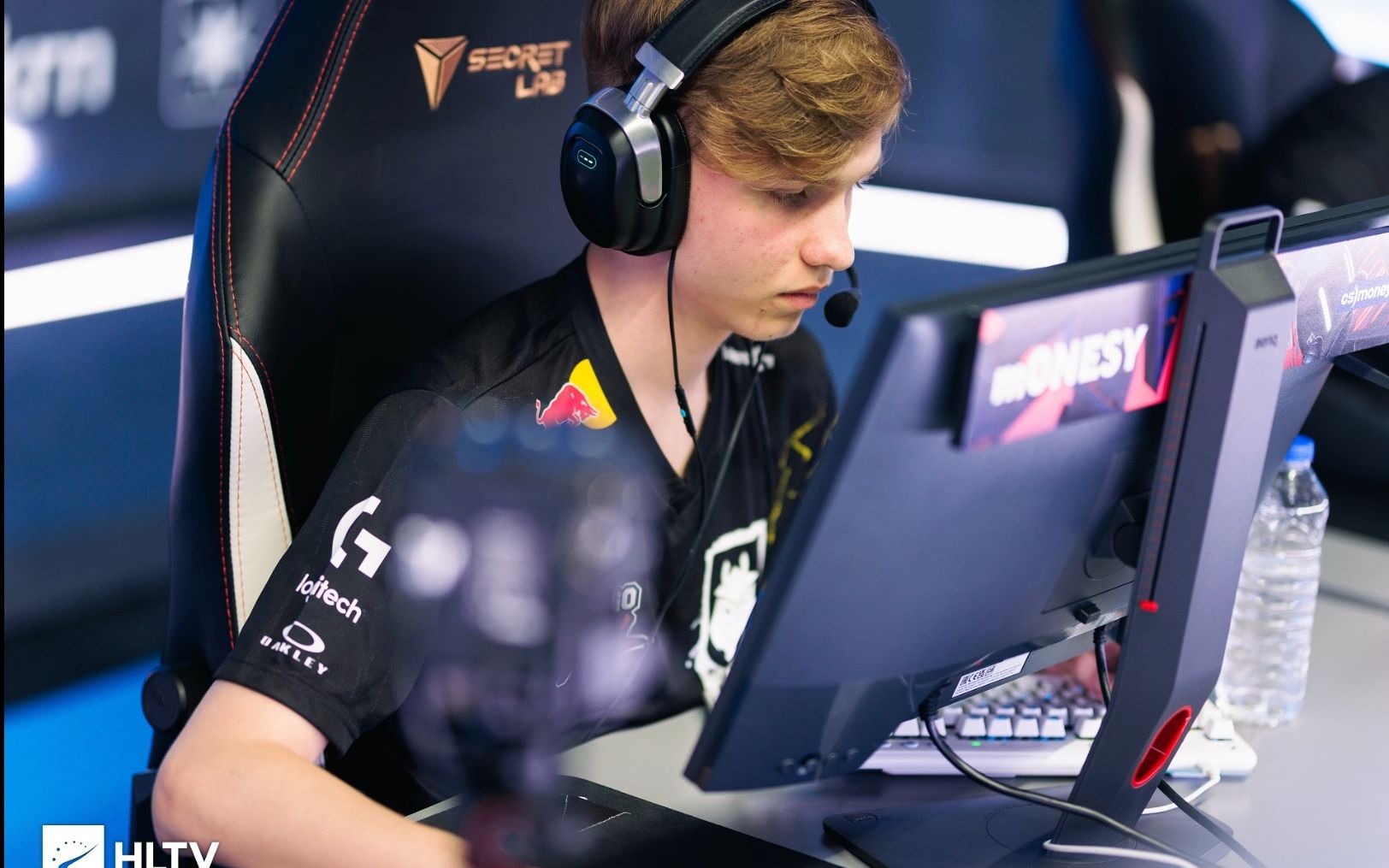 守和快速的 守和快速的