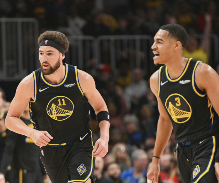 赛中的领先 赛中的领先