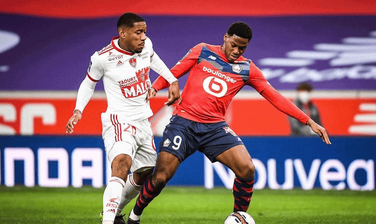 尽管丁伟拥 尽管丁伟拥