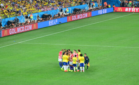 亨德森的致 亨德森的致